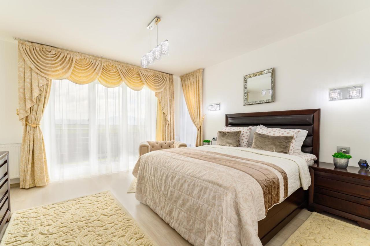 Luxury Apartment Avantgarden 3 Brasov Ngoại thất bức ảnh