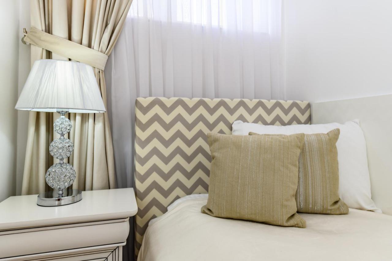 Luxury Apartment Avantgarden 3 Brasov Ngoại thất bức ảnh