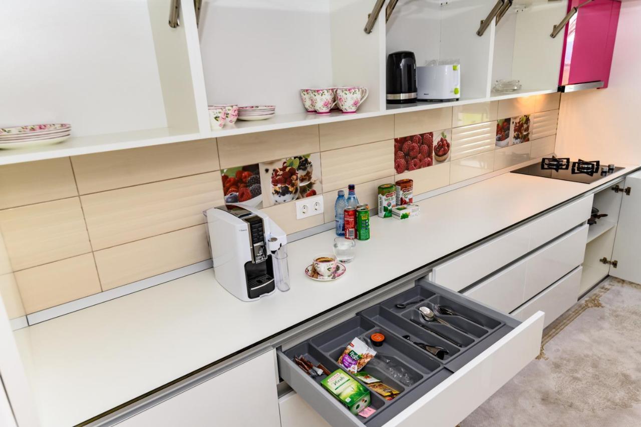 Luxury Apartment Avantgarden 3 Brasov Ngoại thất bức ảnh